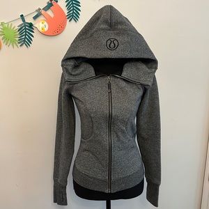 Pre owned Lululemon Scuba Full zipped Hoodie Heathered Dark Grey / Black size 2